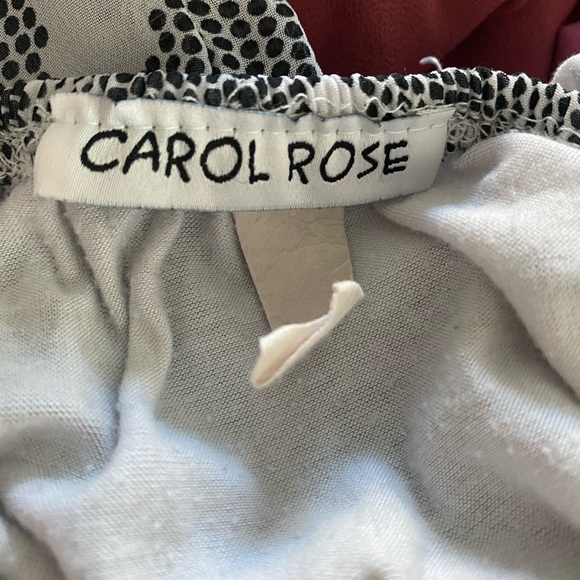 Off the shoulder top. - Picture 6 of 6